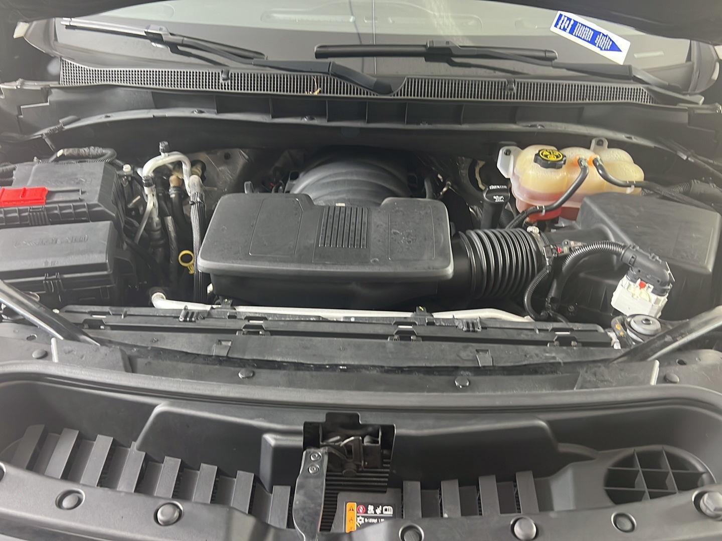Used 2022 Black Chevrolet Z71 image 33