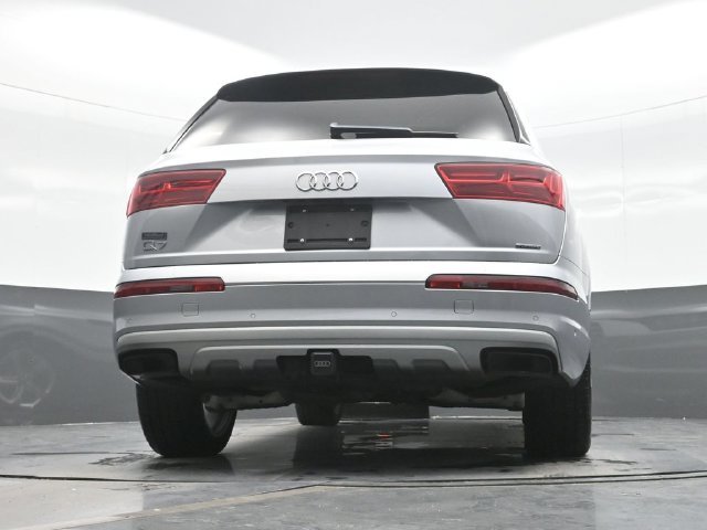 Used 2019 Silver Audi 55 Prestige image 18