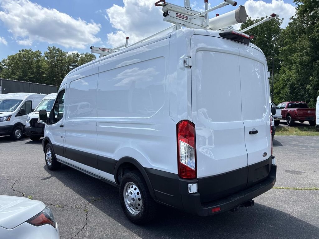 Used 2023 White Ford Base image 5