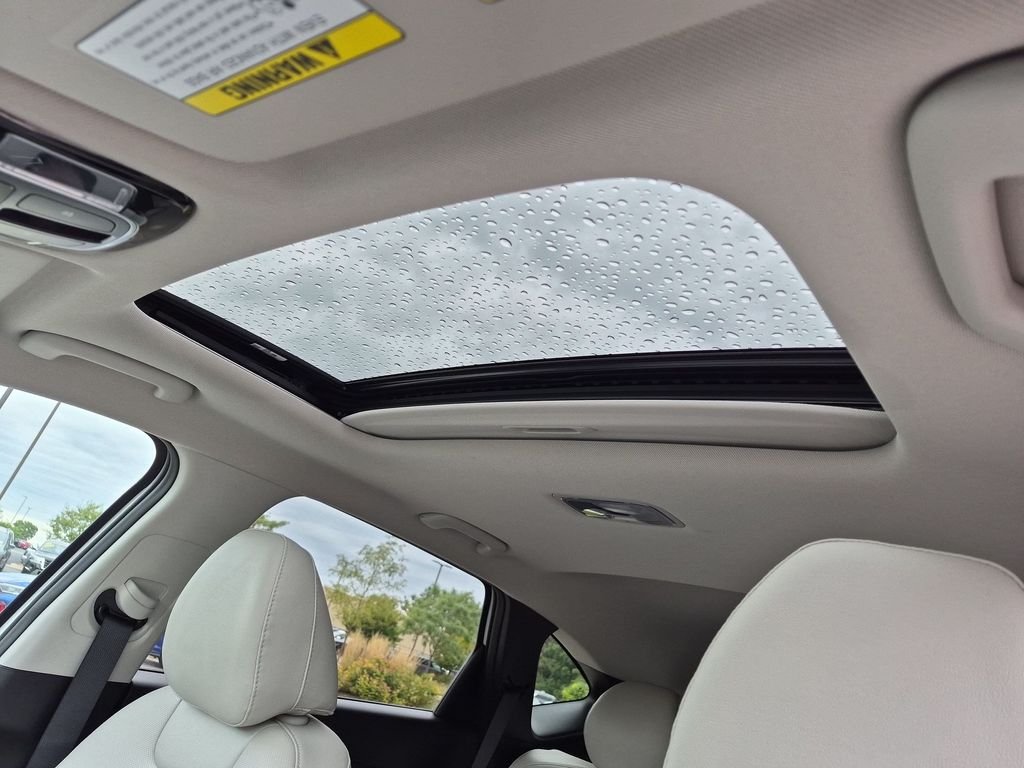 Certified Used 2024 White Hyundai SEL image 13