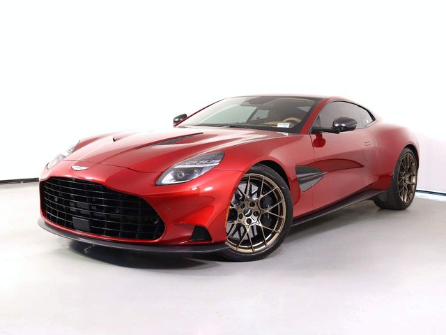 2025 Aston Martin Vanquish 