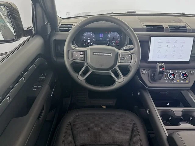 Used 2025 Black Land Rover S image 25