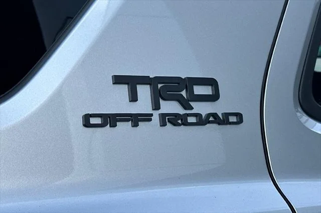 Certified Used 2026 CUTTING EDGE Toyota  image 27