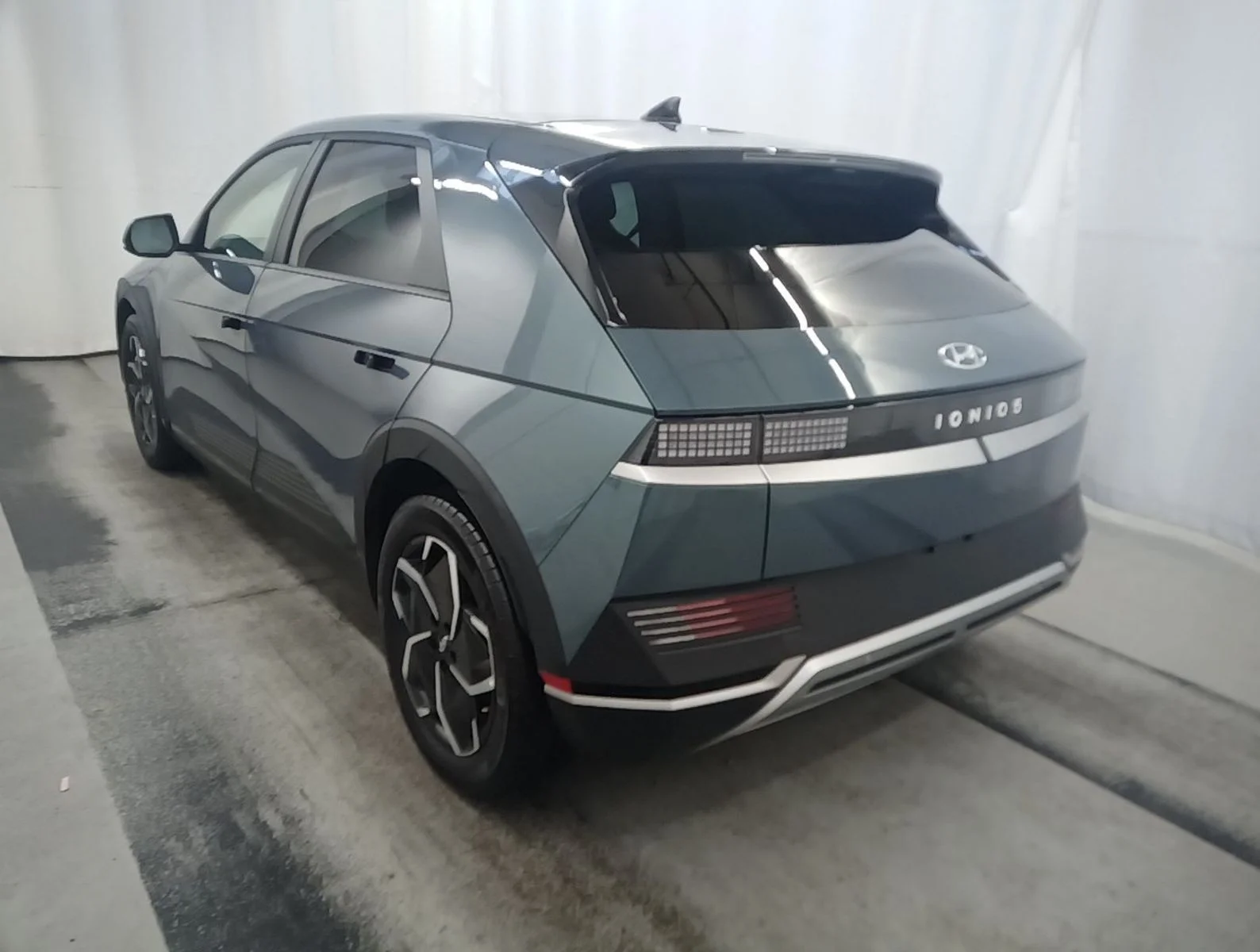 Used 2024 Hyundai IONIQ 5 SEL with VIN KM8KN4DE0RU291480 for sale in Eugene, OR