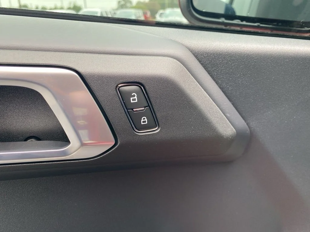 New 2026 Ruby Red Metallic Tinted Clearcoat Ford Outer Banks® image 11
