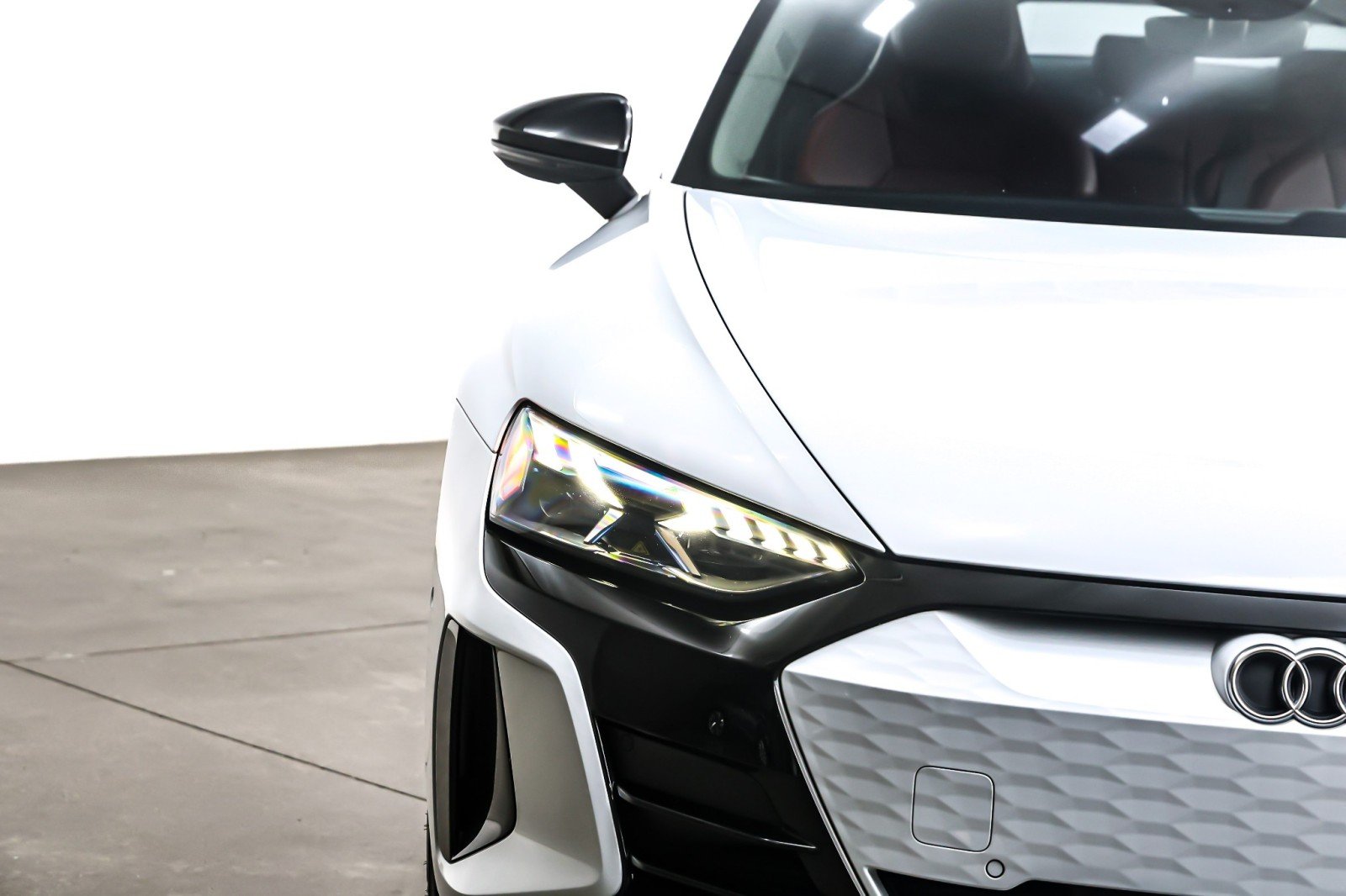 2024 Audi e-tron GT Prestige - Photo 15