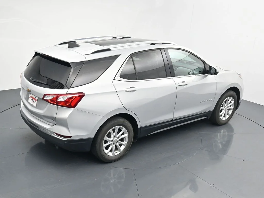 Used 2018 Silver Chevrolet LT image 29