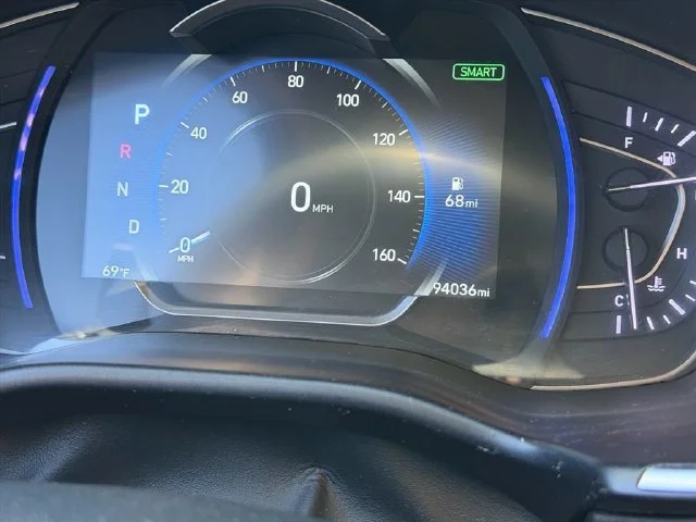 Used 2019 Black Hyundai SEL image 22