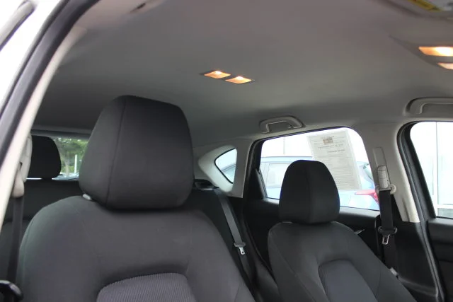 Used 2020 White Mazda Sport image 31