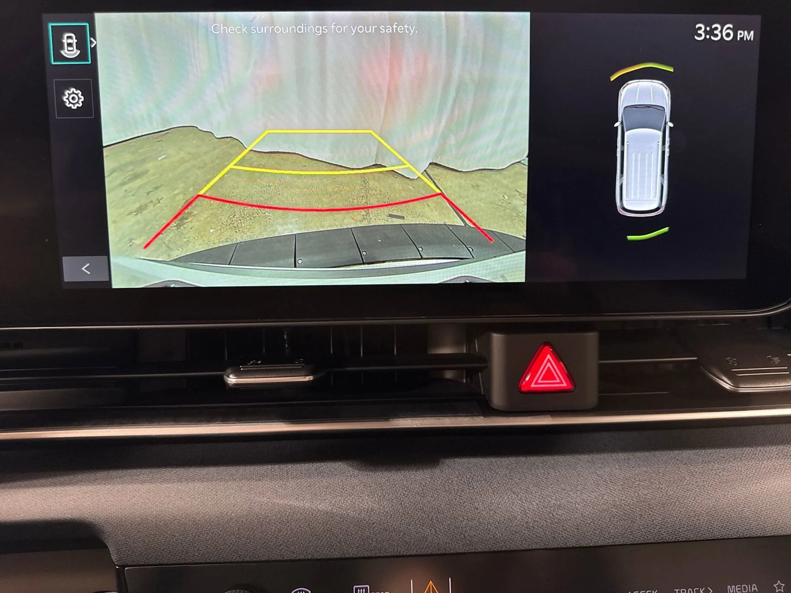 New 2026 Ivory Kia EX image 15