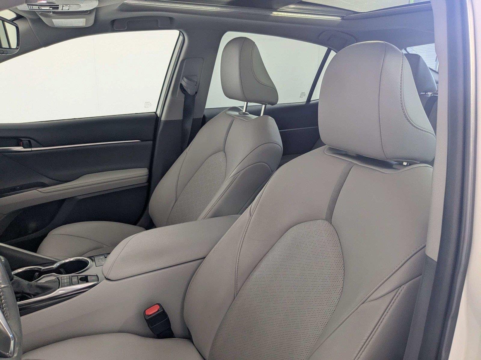 Certified Used 2020 Wind Chill Pearl Toyota XSE image 11