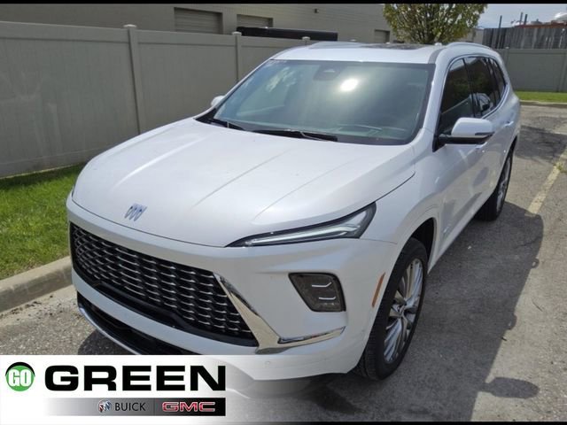 2025 Buick Enclave Avenir AWD's photo