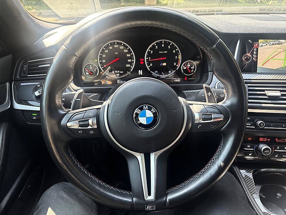 Used 2015 Black Sapphire Metallic BMW Base image 13