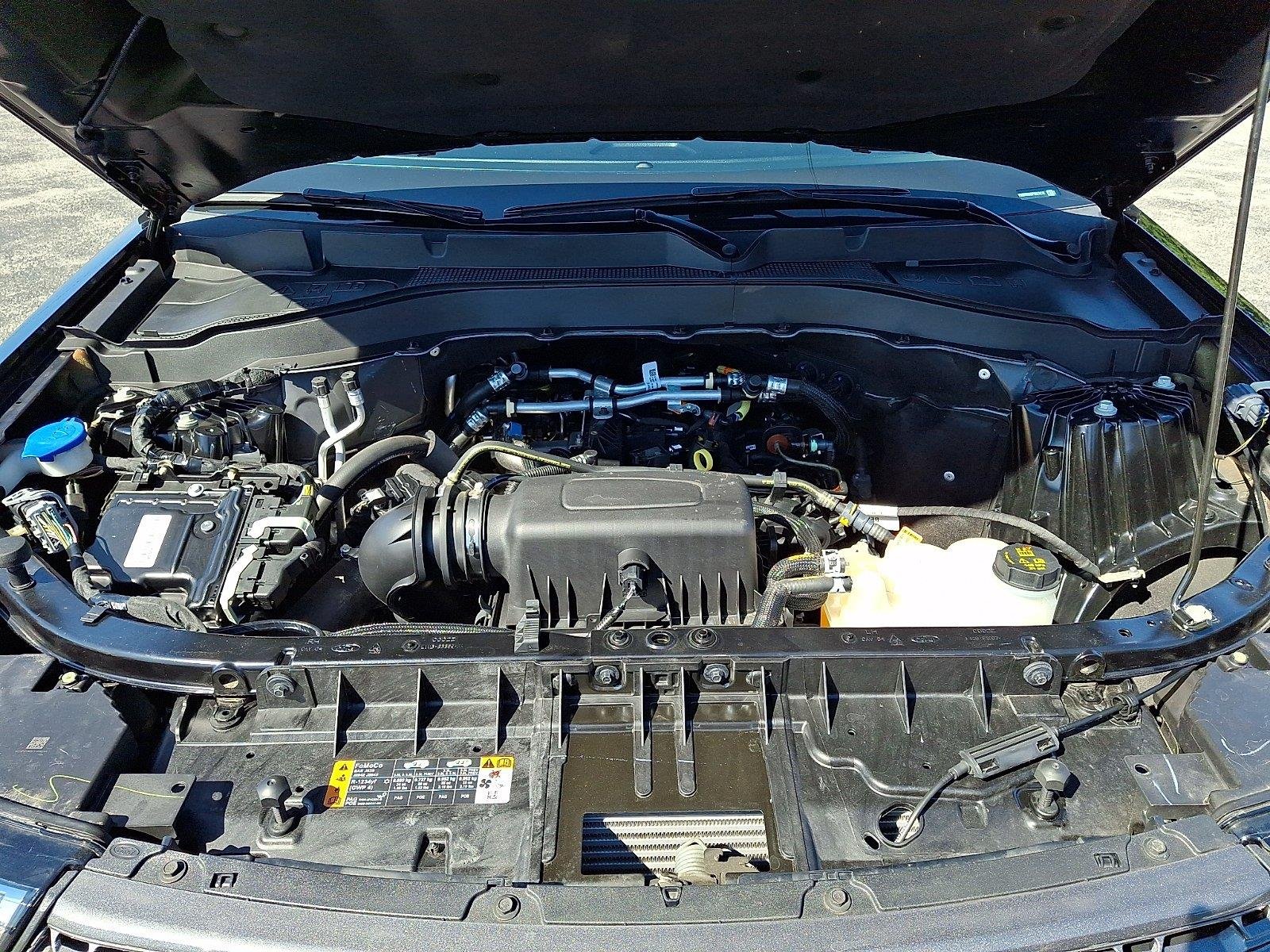 Used 2023 Agate Black Ford XLT image 29