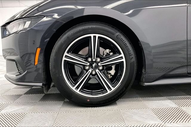 2024 Ford Mustang EcoBoost Premium - Photo 9