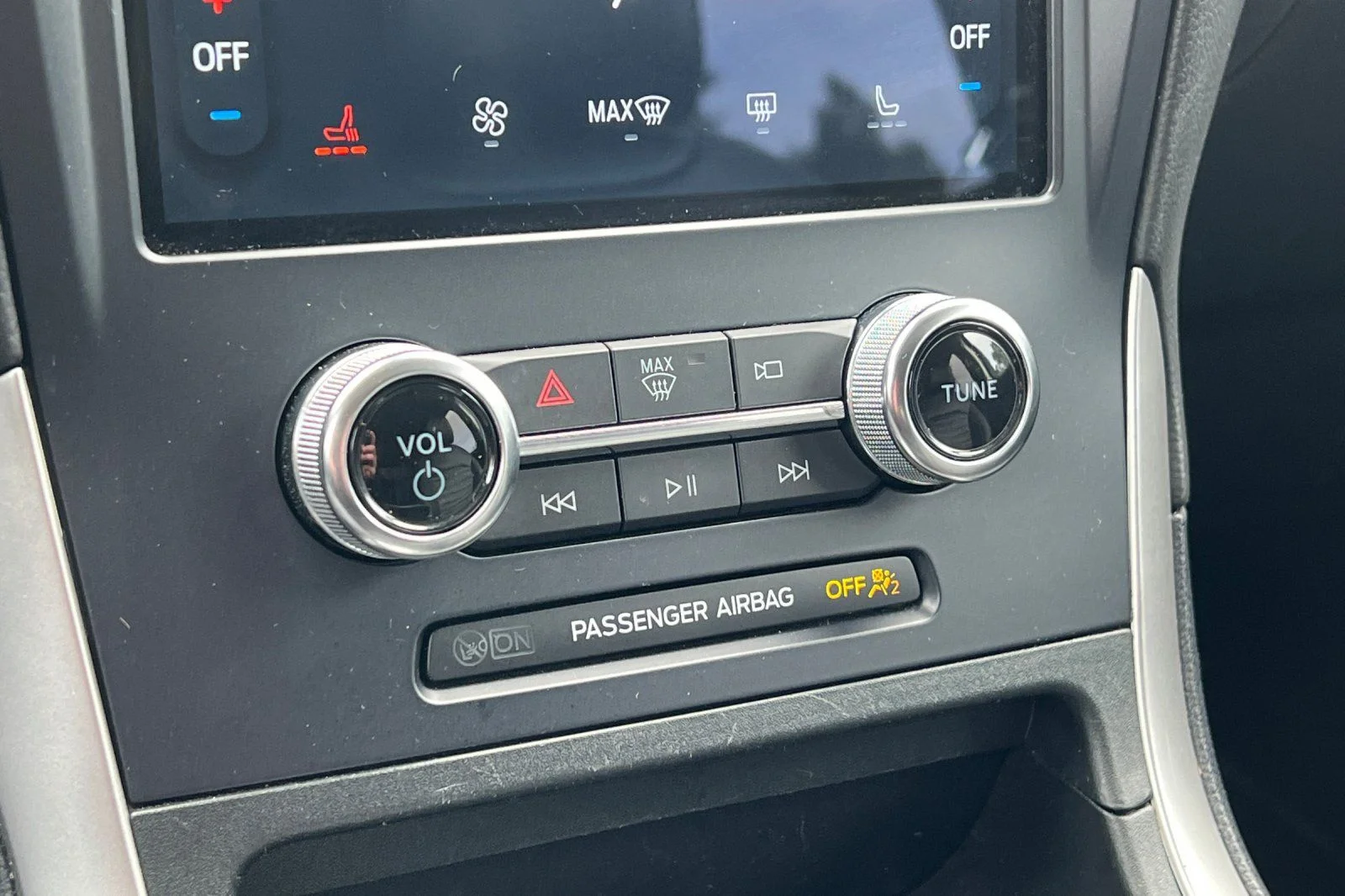 2023 Ford Edge SEL - Photo 20