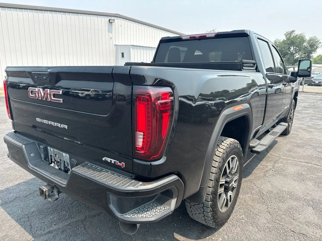 Used 2022 Onyx Black GMC AT4 image 6