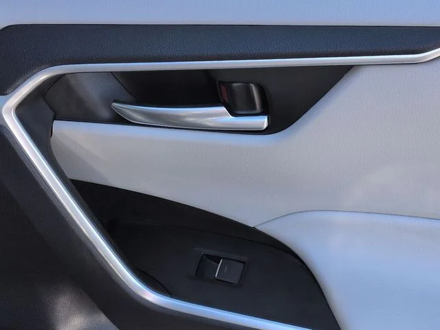 Used 2025 Gray Toyota XLE image 33