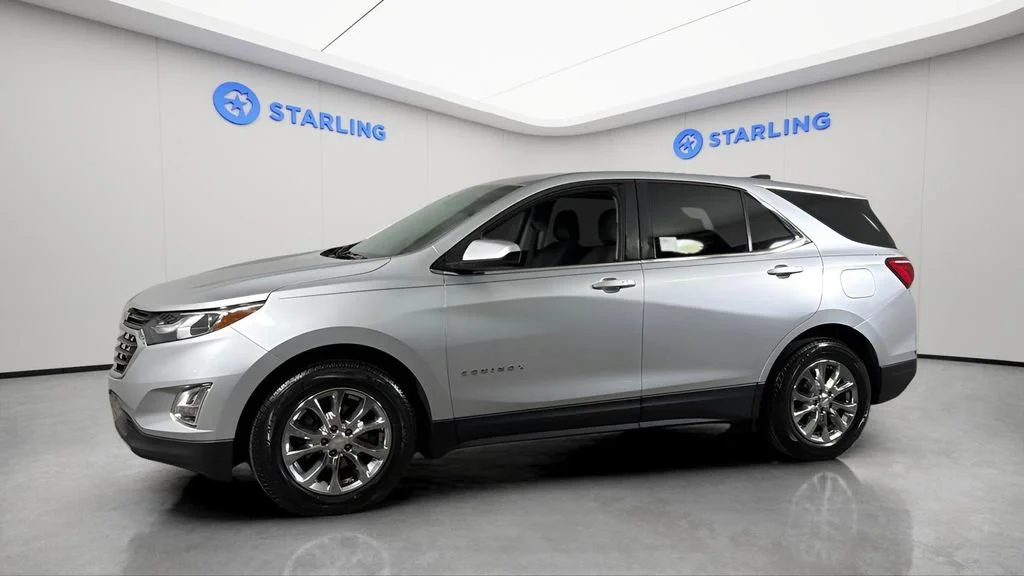Used 2018 SILVER ICE METALLIC Chevrolet LT image 3