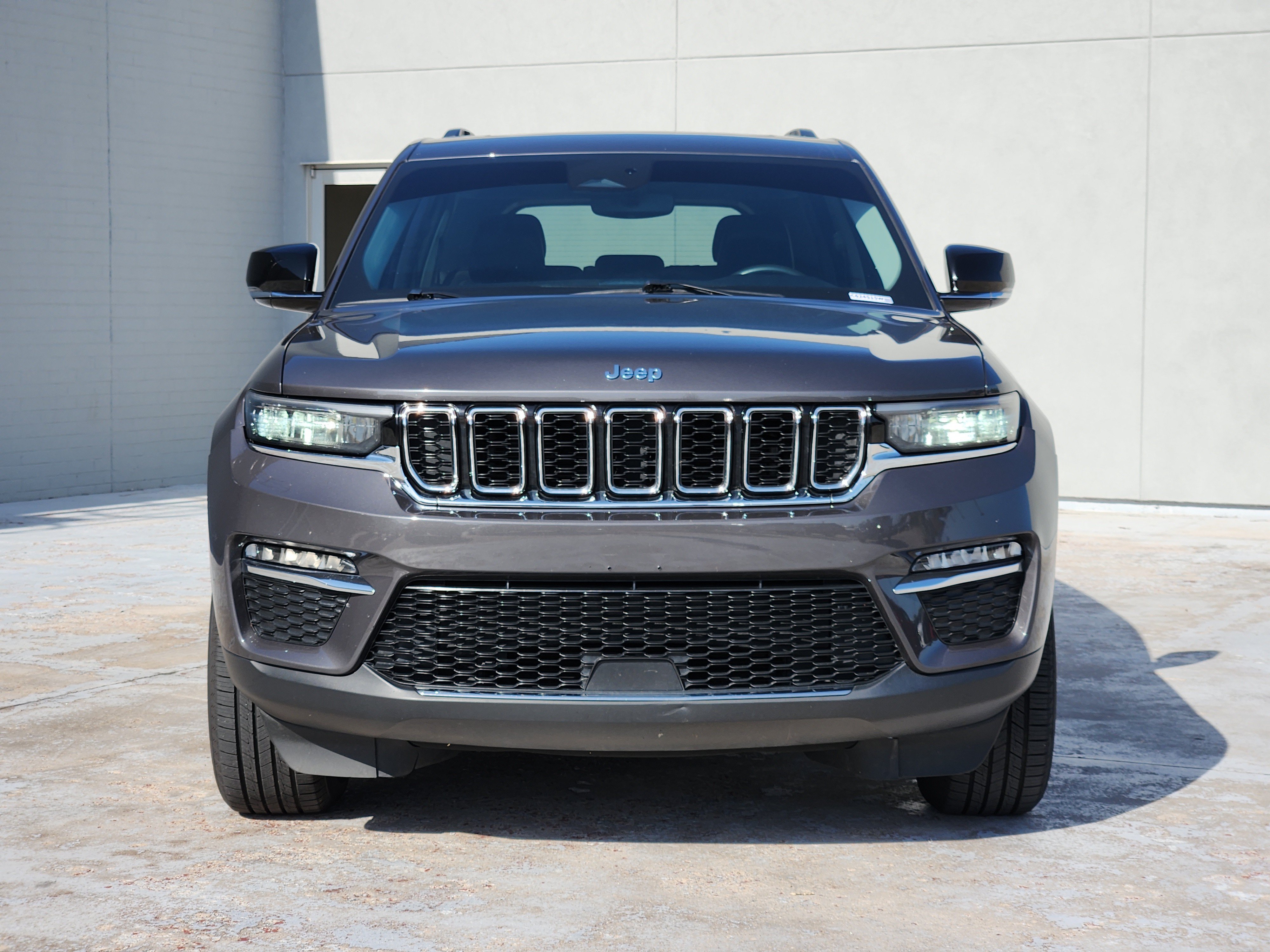 Used 2023 Baltic Gray Metallic Clearcoat Jeep 4DR 4WD image 3