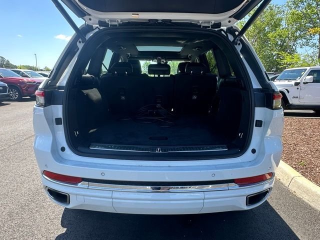 Used 2023 White Jeep Overland 4xe image 16