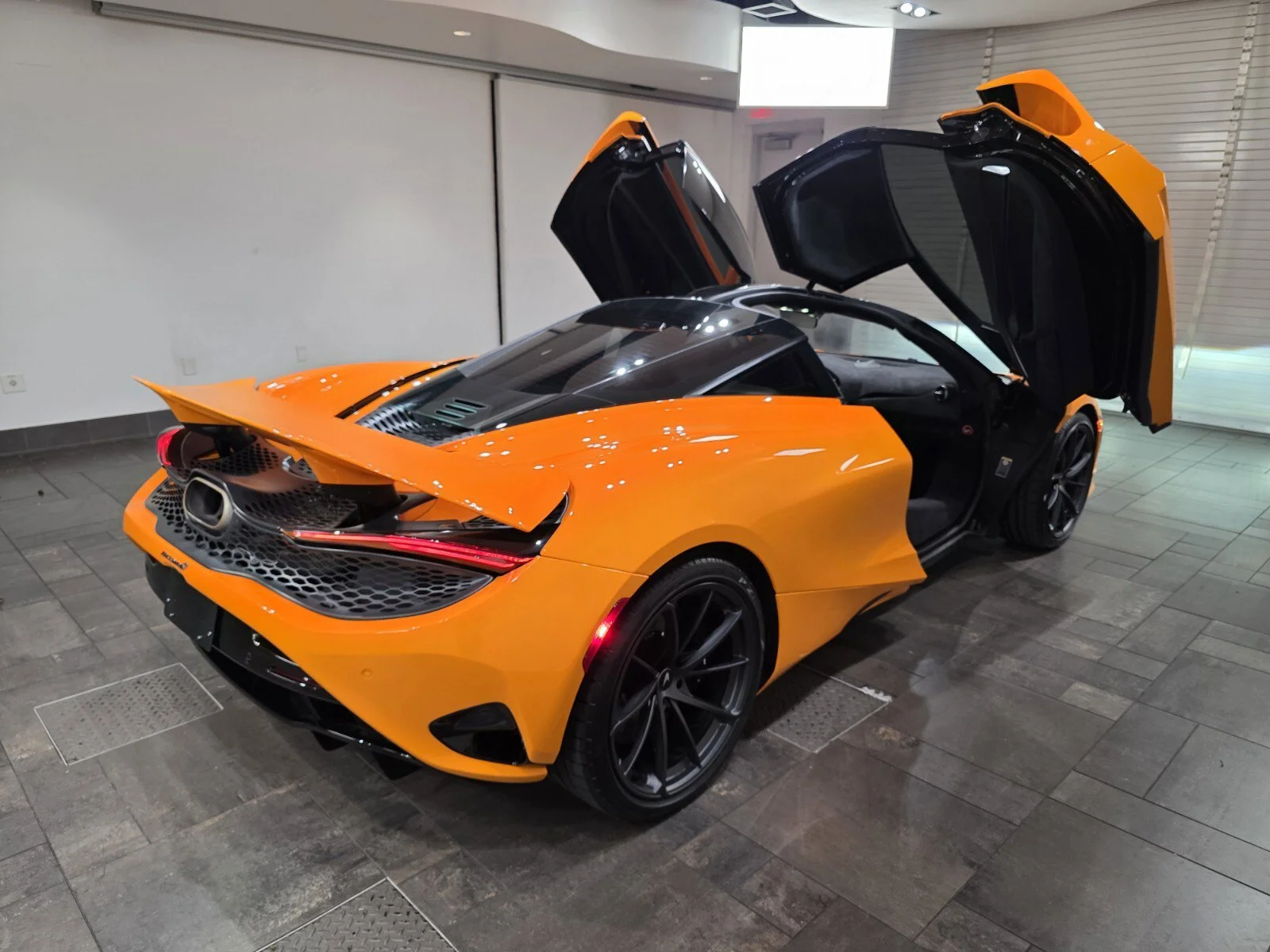Certified Used 2024 McLaren Orange McLaren Coupe image 26