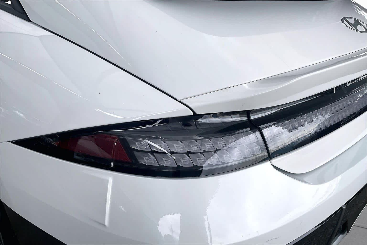2025 Hyundai IONIQ 6 SEL - Photo 27