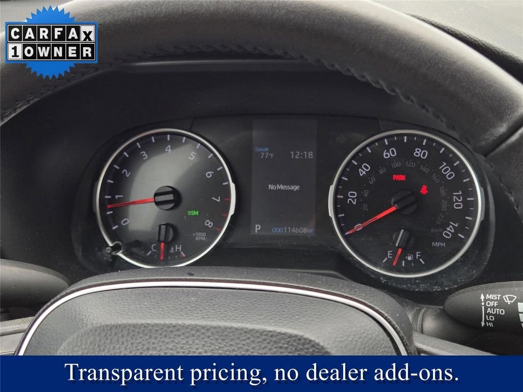 Used 2022 White Toyota XLE image 25