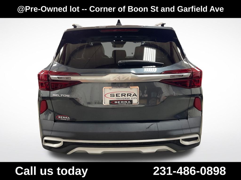 Used 2023 Gray Kia EX image 8