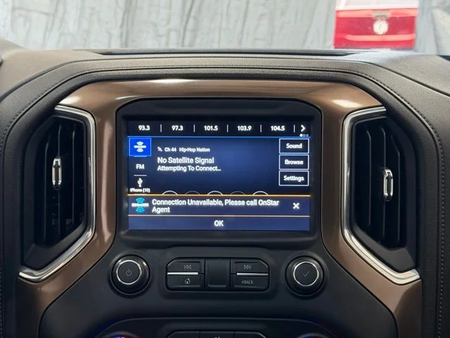 Used 2021 Black Chevrolet High Country image 14