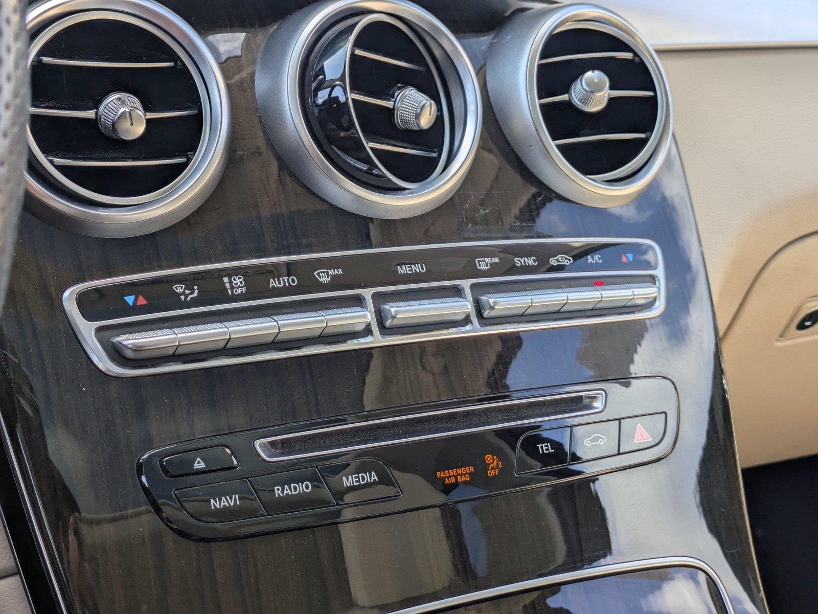 Used 2016 Lunar Blue Metallic Mercedes-Benz GLC 300 image 22