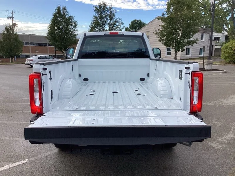 2026 Ford F-350 Super Duty XL - Photo 10