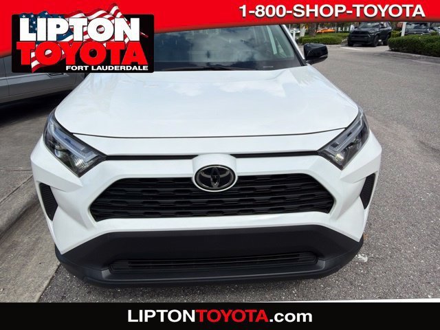 Used 2025 Ice Toyota LE image 1