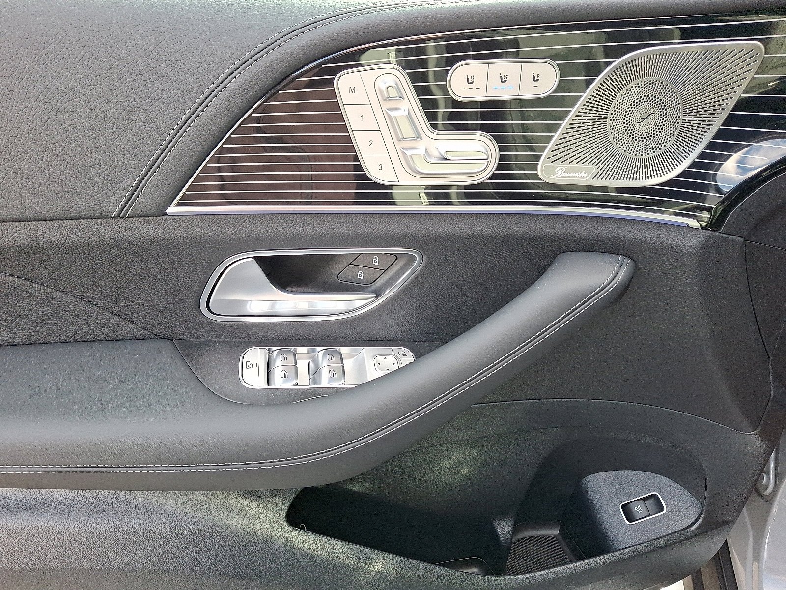 New 2026 MANUFAKTUR Alpine Grey Mercedes-Benz AMG® GLE 53 4MATIC+ SUV image 35