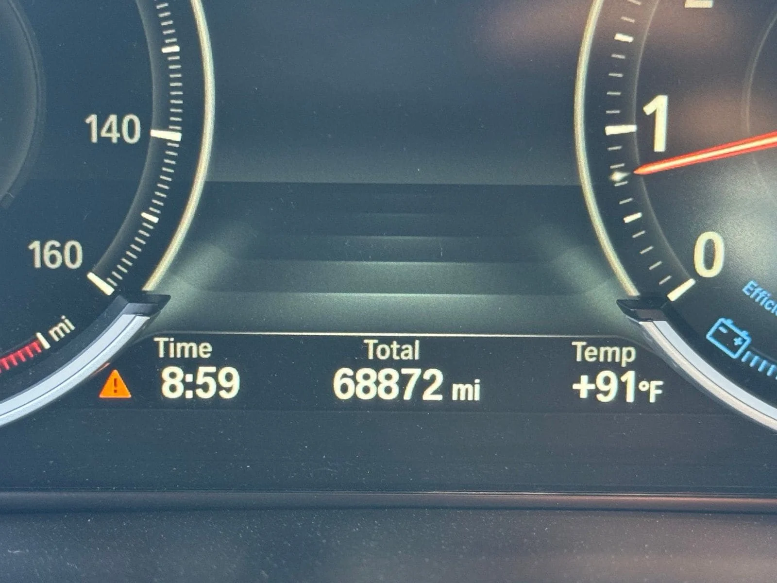 Used 2018 White Metallic BMW xDrive50i image 16