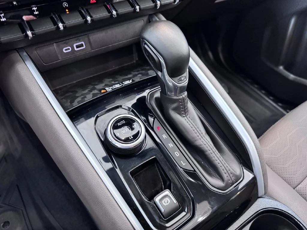 2025 Chevrolet Colorado ZR2 - Photo 22