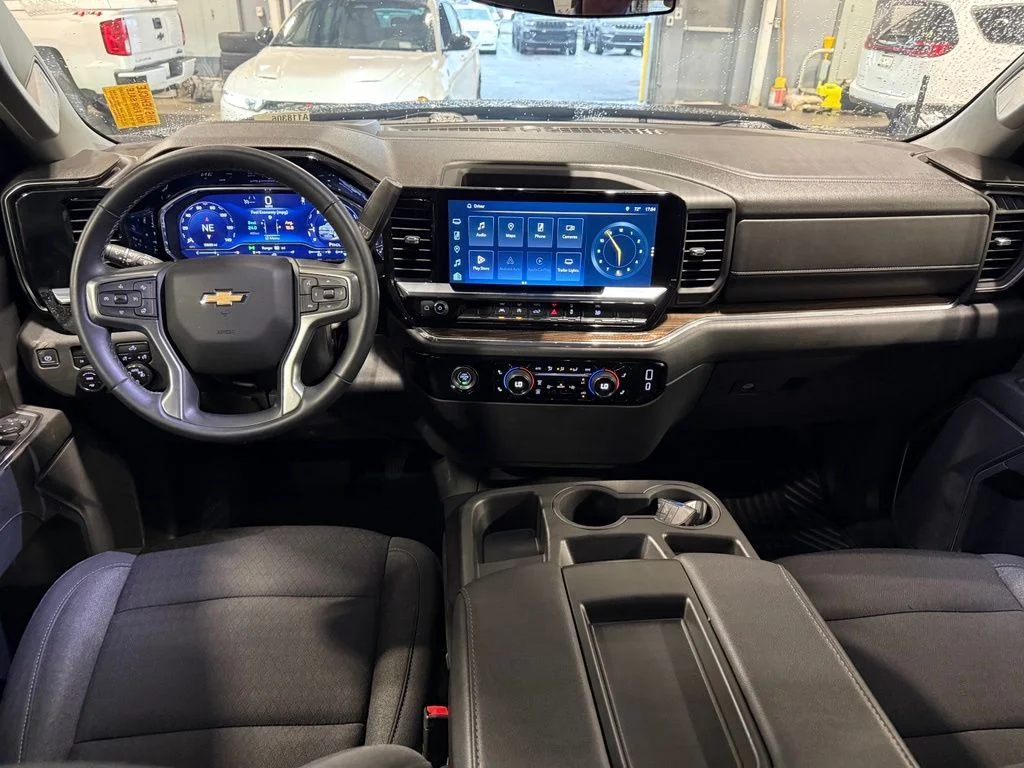 Used 2024 Black Chevrolet LT image 7