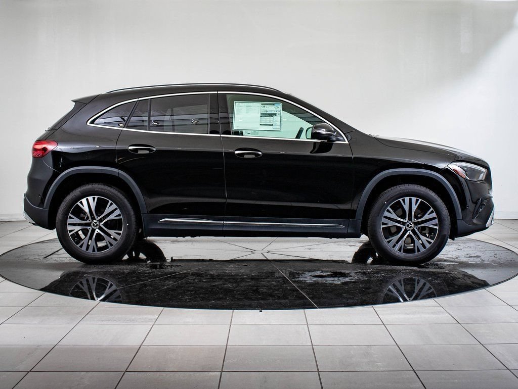 New 2026 Night Black Mercedes-Benz GLA 250 image 12