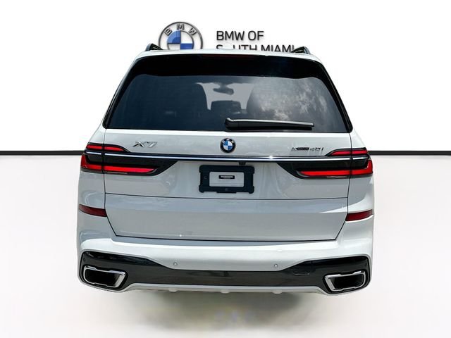 Used 2023 White BMW xDrive40i image 6