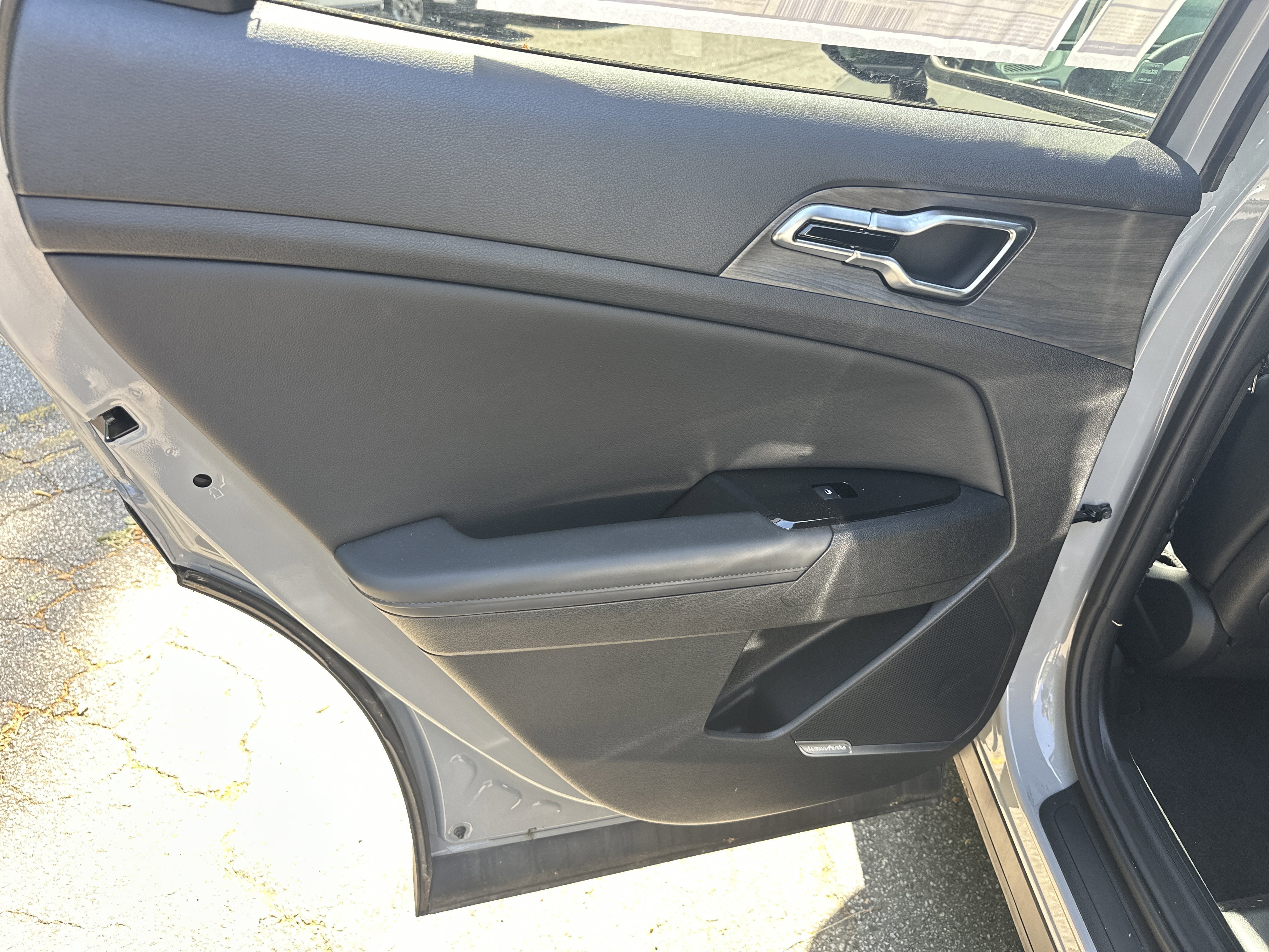 Used 2025 Wolf Gray/Ebony Black Roof Kia X-Pro image 26