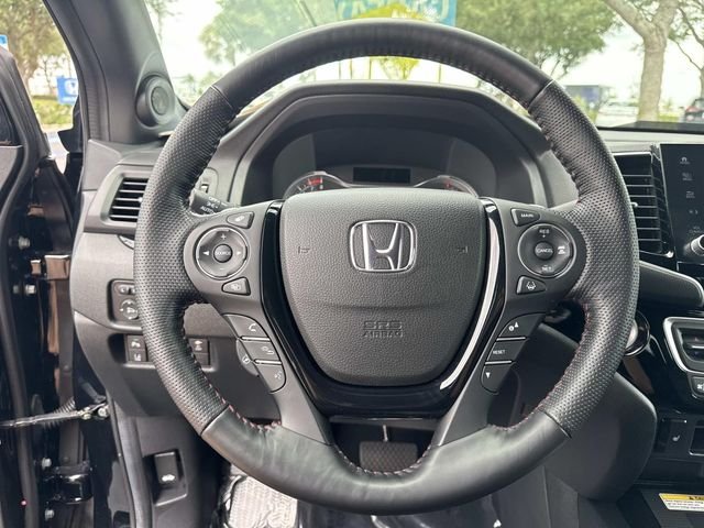Certified Used 2022 Crystal Black Pearl Honda AWD BLACK EDITION image 29