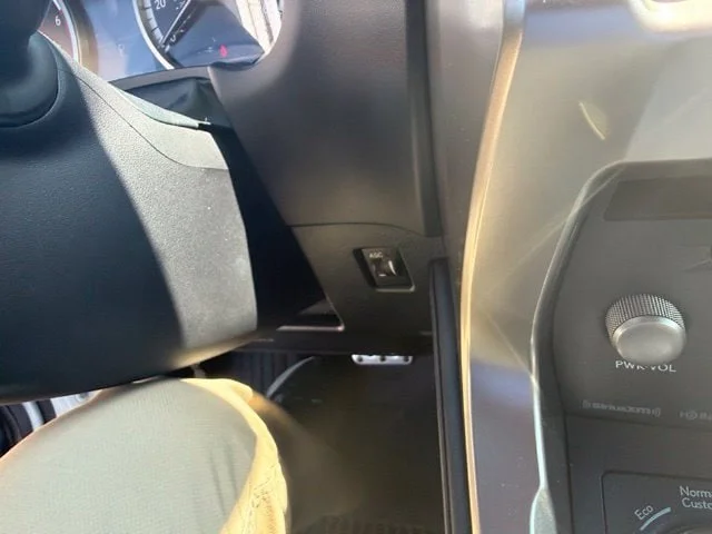 Used 2018 Ultra White Lexus 300 F Sport image 18