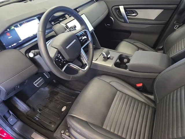 Used 2025 Red Land Rover SE image 19