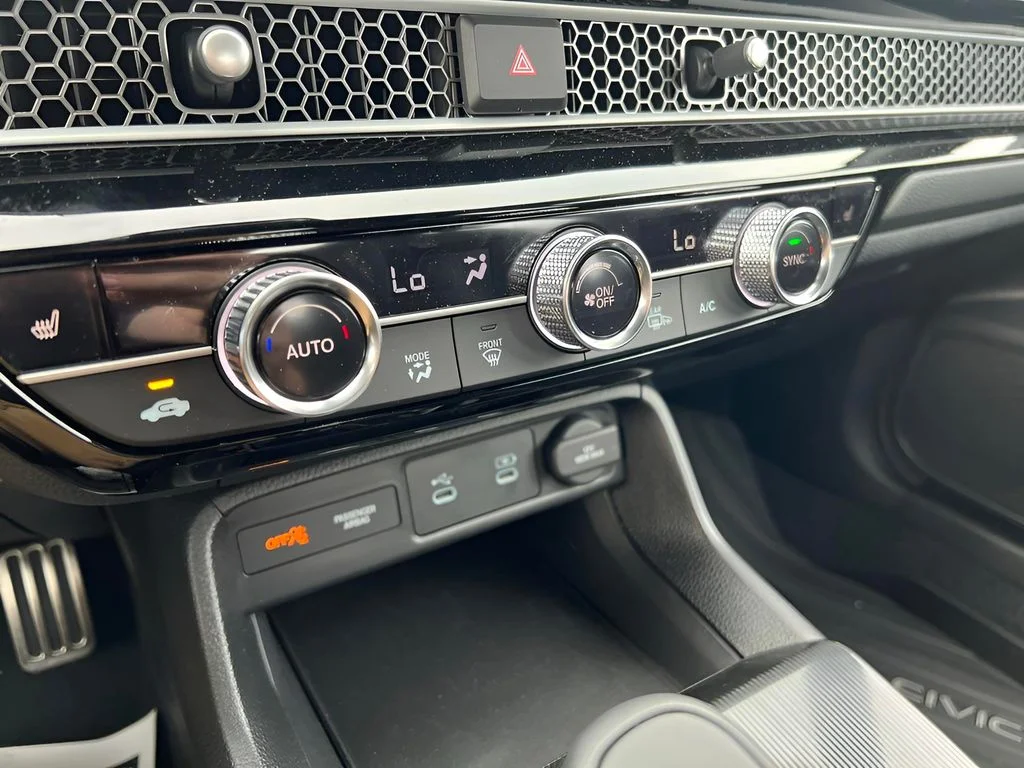 Used 2025 Gray Honda Sport Touring image 23