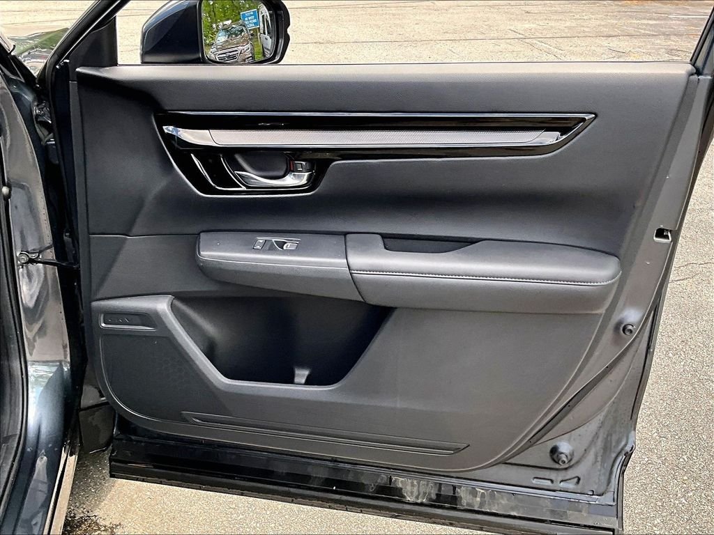 Used 2023 Gray Honda EX-L image 12