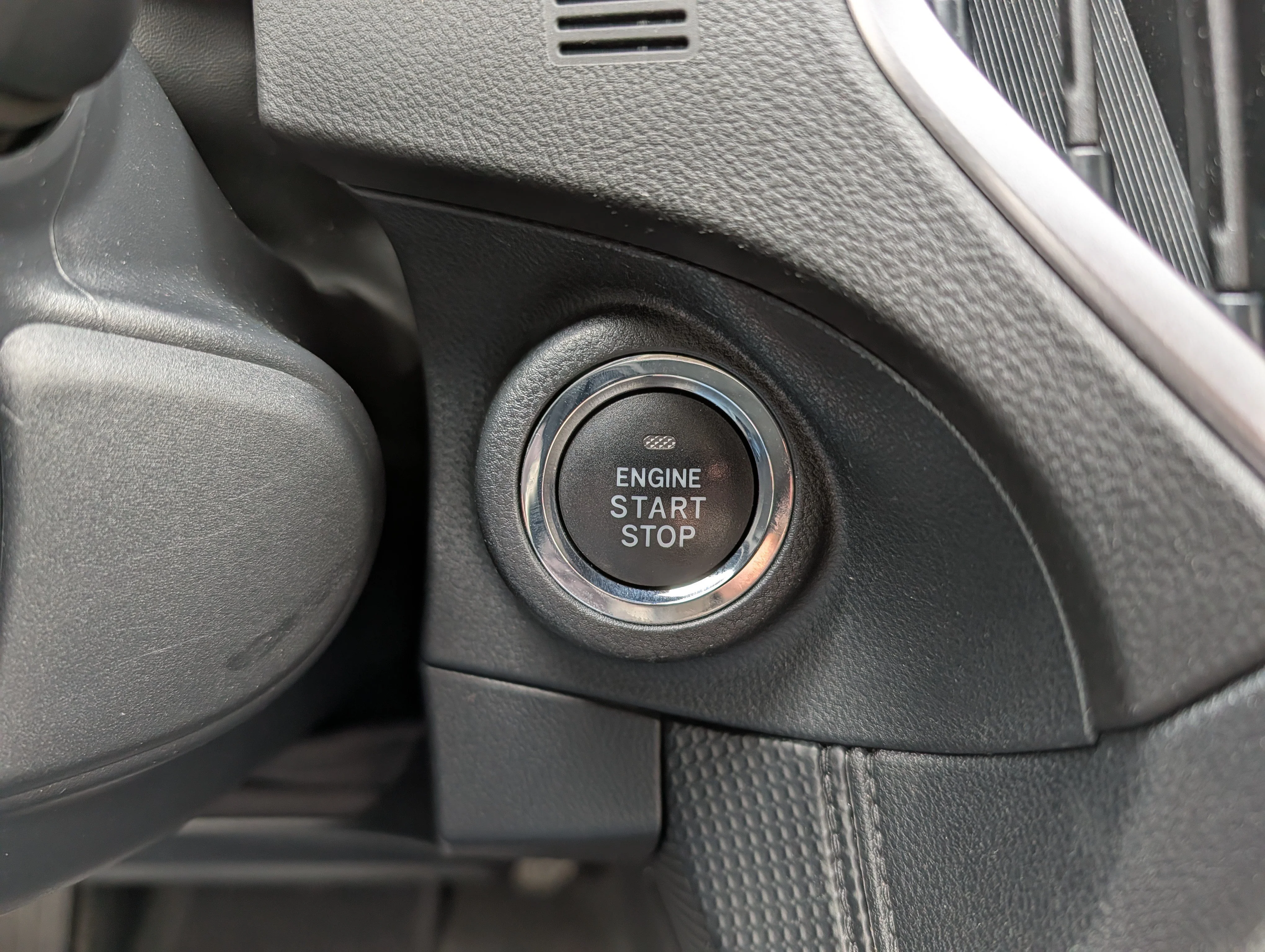 Used 2024 Crystal White Pearl Subaru Premium image 31