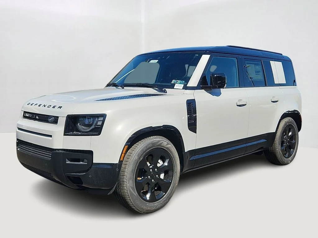 2026 Land Rover Defender 110 X-Dynamic SE P400's photo