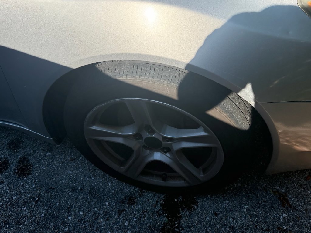 Used 2012 Silver Acura SH-AWD image 2