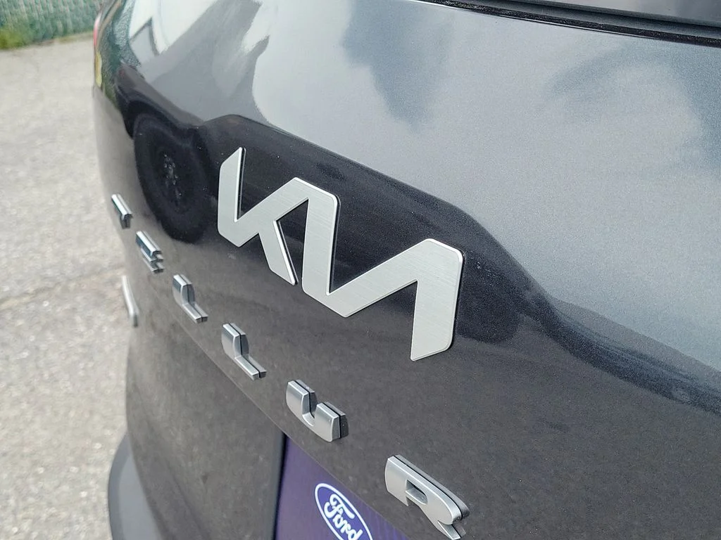 Certified Used 2022 Gray Kia S image 14