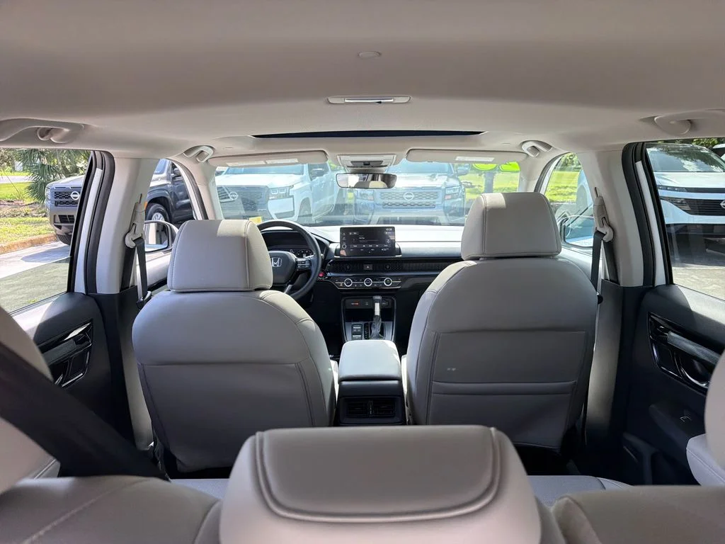 Used 2026 White Honda EX-L image 33
